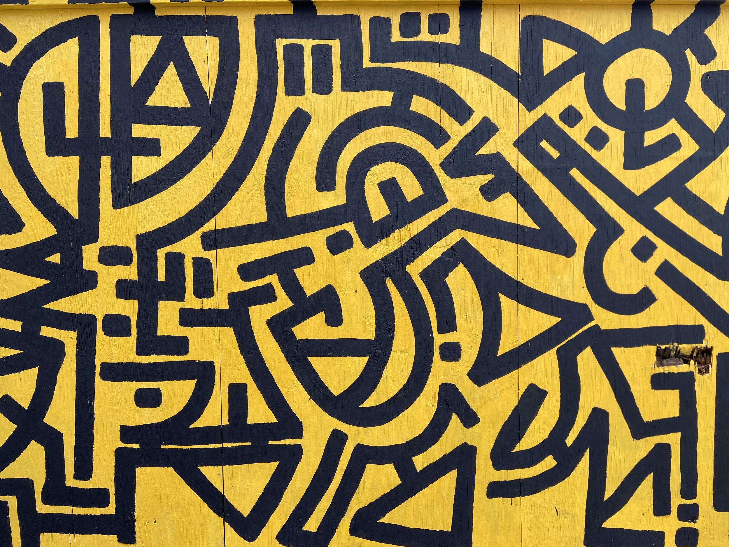 Mural Black and Yellow AAACC.jpg